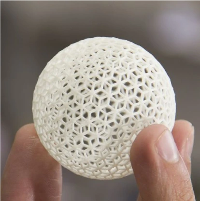 Lightweight lattice object